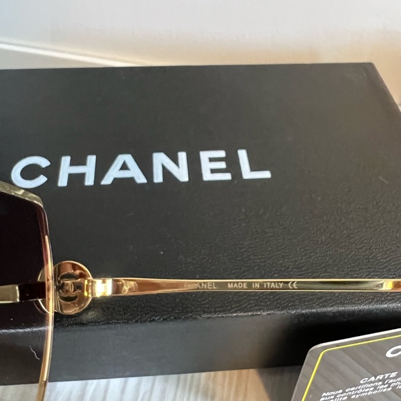 ☀️🕶NEW CHANEL GORGEOUS CHAMPAGNE/OFF WHITE SUNGLASSES ☀️🕶 SOLD!!!!! - Picture 4 of 8